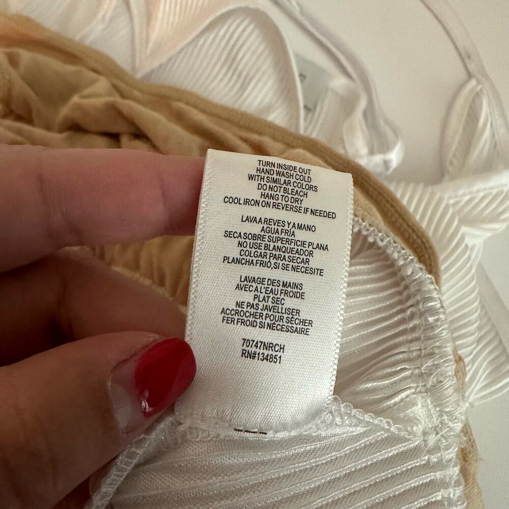 WAYF Women's Ivory Adjustable Strap Surplice Ribbed Cami Bodysuit Size Small - Picture 8 of 11